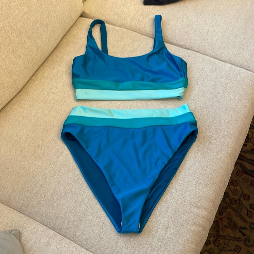 Beach Riot Teal set - Picture 2 of 4